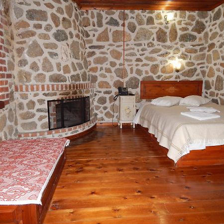 Ξενώνας Αριάδνη - Guesthouse Ariadni Lemos 外观 照片