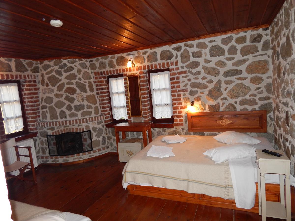 Ξενώνας Αριάδνη - Guesthouse Ariadni Lemos 外观 照片
