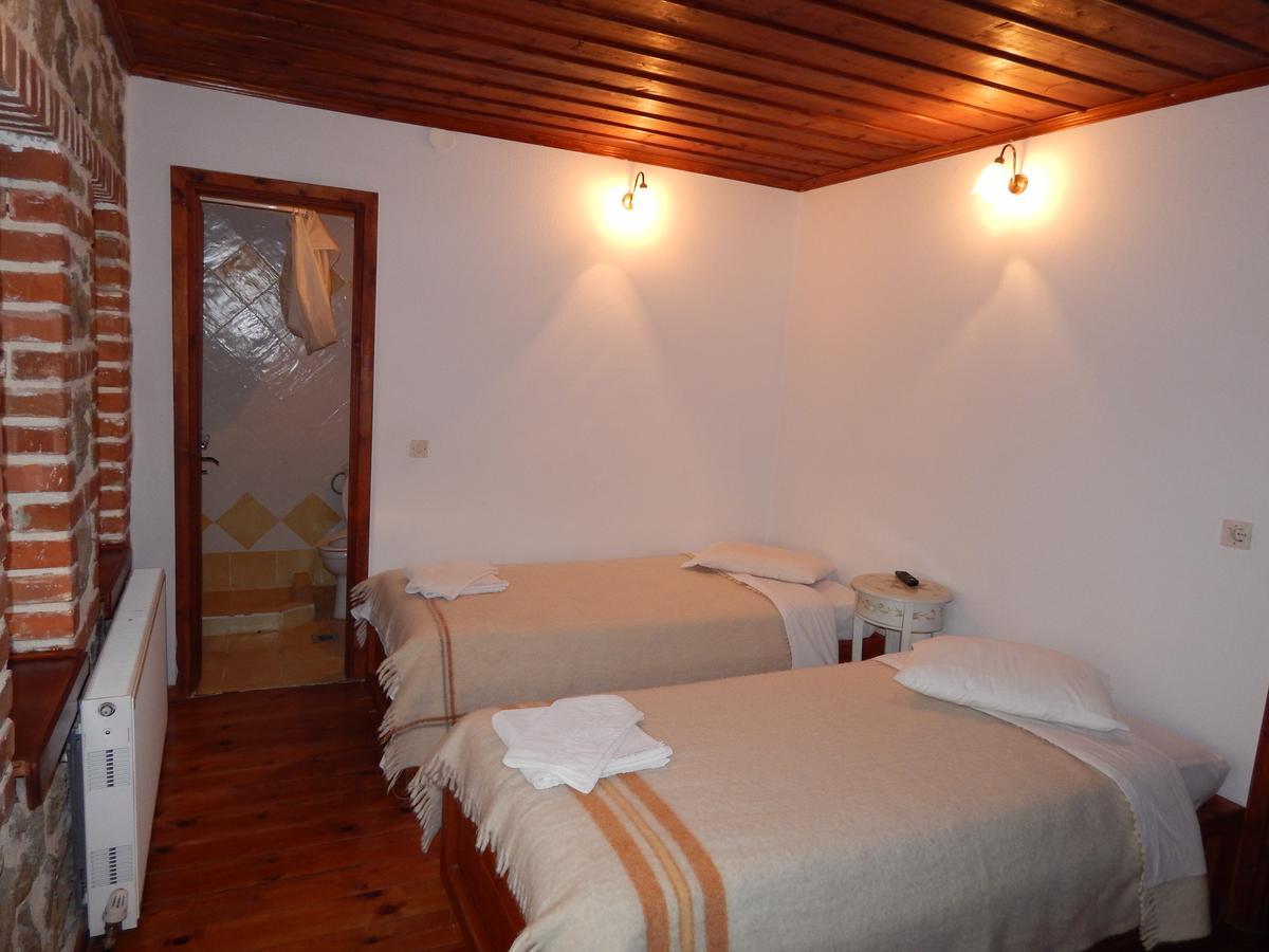 Ξενώνας Αριάδνη - Guesthouse Ariadni Lemos 外观 照片