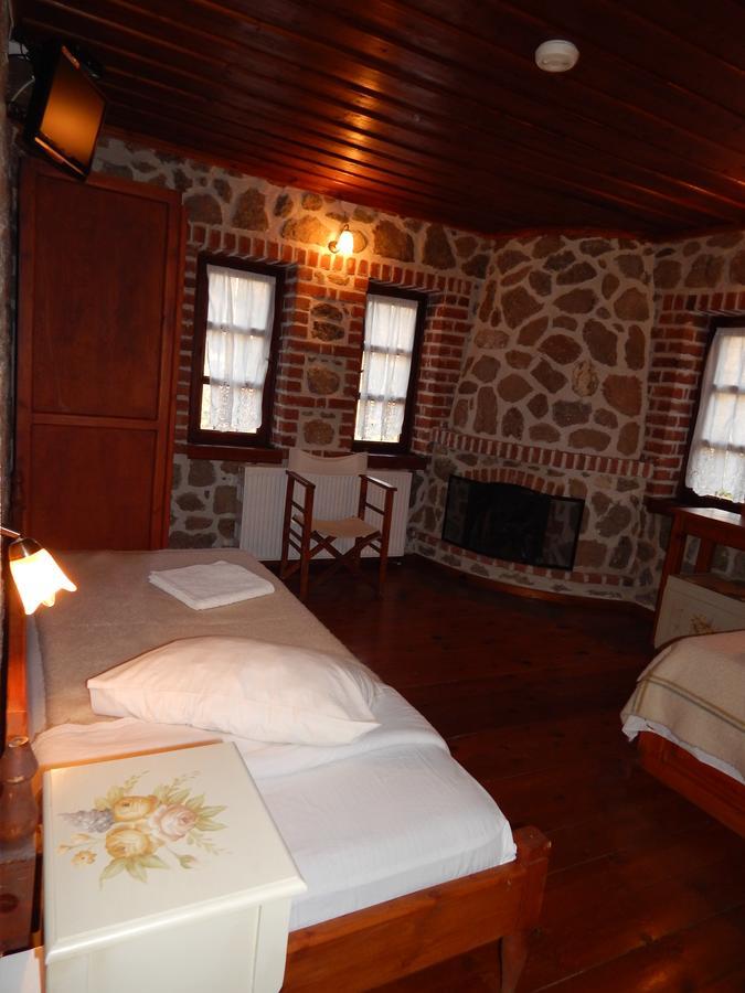 Ξενώνας Αριάδνη - Guesthouse Ariadni Lemos 外观 照片